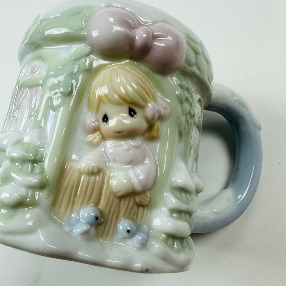 Precious Moments Vintage 1994 Sugartown Winter Wonderland Mug